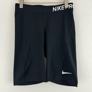 NIKE PRO Black Elastic Waistband Dri-Fit Athletic Workout Classic Biker Shorts